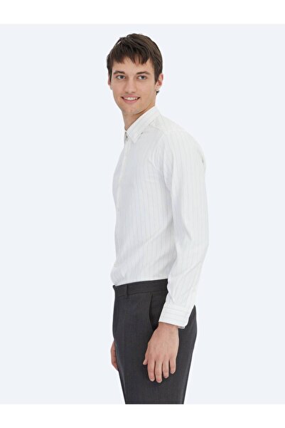 Kip Υφαντό αθλητικό πουκάμισο με ρυθμισμένη εφαρμογή με ρίγες βιζόν