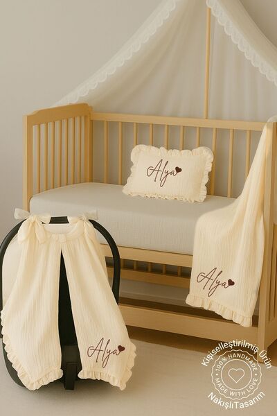 Minytrendy Kız Erkek Bebek isimli Nakışlı Müslin Yastık Kılıfı & Battaniye Set Bebek Puset Örtüsü Hediyelik Set