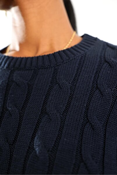 5in1Canpolat Πλεκτό πλεκτό πουλόβερ με λαιμόκοψη σε μπλε ναυτικό χρώμα