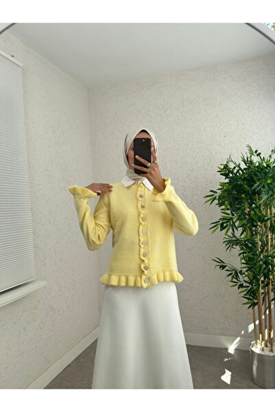 BisuModa كارديجان تريكو بأزرار وتصميم خياطة متقاطعة