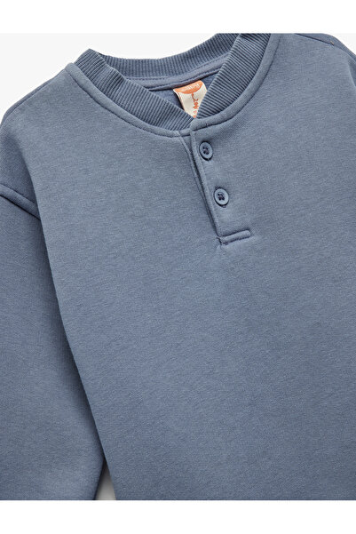 Koton Düğme Detaylı Uzun Kollu Bisiklet Yaka Basic Sweatshirt