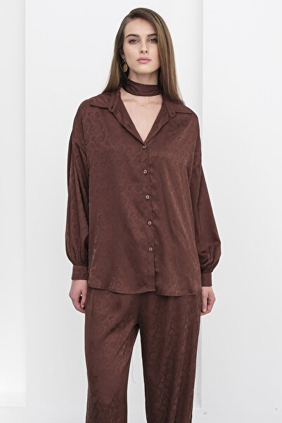 VAGGON Women's Brown Jacquard Pattern Satin Shirt and Pants Set Vs01231