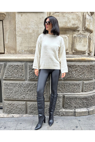 deqfashion Women's White Crew Neck Bearded Soft Knitwear Sweater