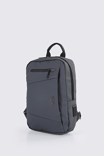 ÇÇS Unisex Single Shoulder Strap Small Crossbody Bag with USB Port