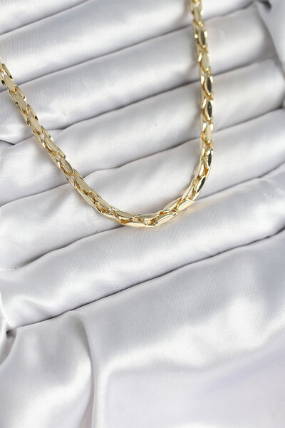 Clariss قلادة نسائية بسلسلة نحاسية ذهبية اللون بطول 60 سم