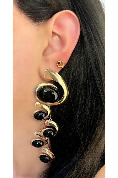 Store أقراط ديفا تشارم طويلة سوداء