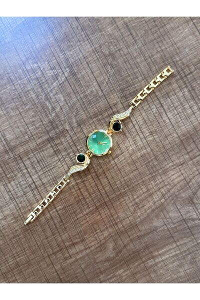 LOOQ Vintage Zircon Stone Detailed Women's Wristwatch