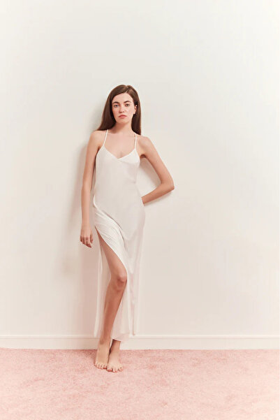 lousa Довга нічна сорочка з бічним розрізом з шовковистого сатину