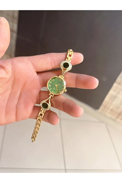 LOOQ Zircon Stone Detailed Women's Wristwatch Vintage