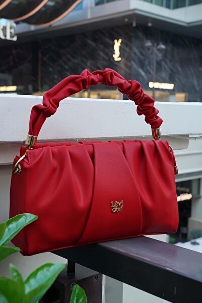 Levidor Büzgü Detaylı Kadın El Çantası – Şık ve Günlük Kullanıma Uygun