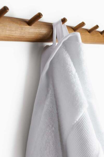 H&M Soft terry bath sheet