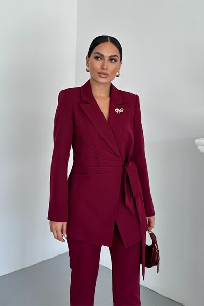 spirituel Women's Two-Piece Top and Bottom Set Stylish Belted Draped Brooch Detail Blazer Jacket Flared Leg Pants Set