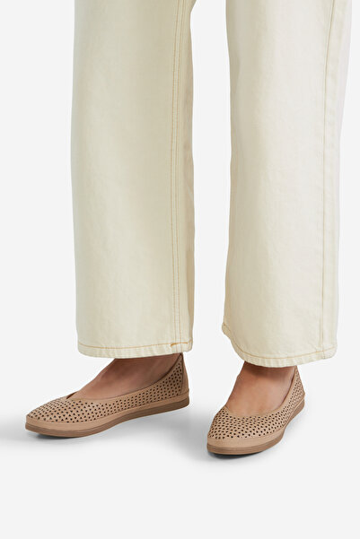 LASOCKI γυναικεία μπαλαρίνα 5903419904325 Μπεζ