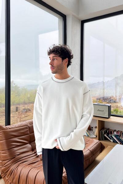 Flaw Wear Сшитий оверсайз-светр