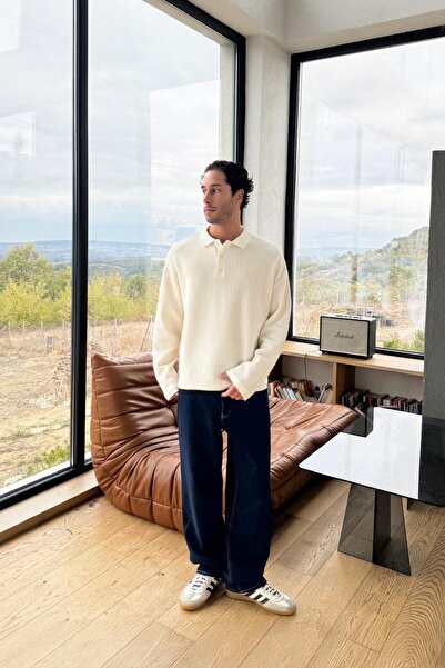 Flaw Wear Polo Neck Knitted Sweatshirt