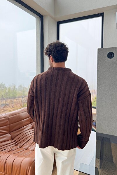 Flaw Wear Reverse Knitted Sweater