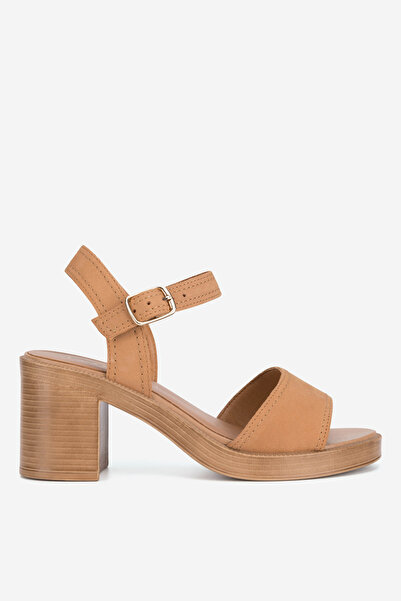 LASOCKI γυναικείο σανδάλι 5905588698708 Καφέ