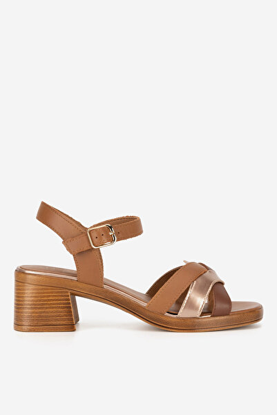 LASOCKI γυναικείο σανδάλι 5905588689539 Καφέ