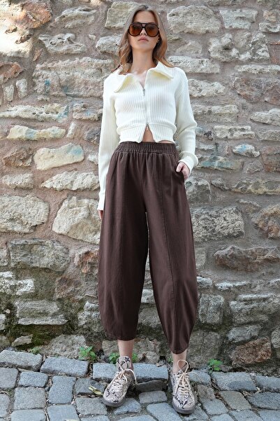 VAGGON Women's Brown Elastic Waist Balloon Cut Gabardine Trousers Vs01212
