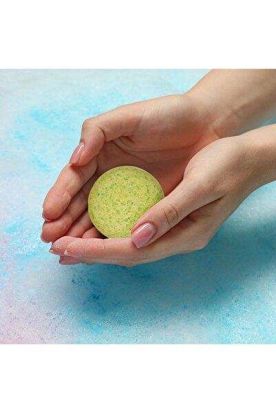 OEM Fizzer Bath Bomb with Berries Flavor 100g