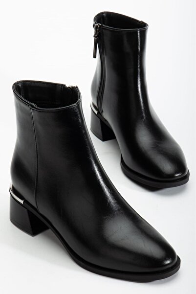 SHOES LUUM Siyah Parlak Metal Topuk Detaylı Kalın Topuklu Bot