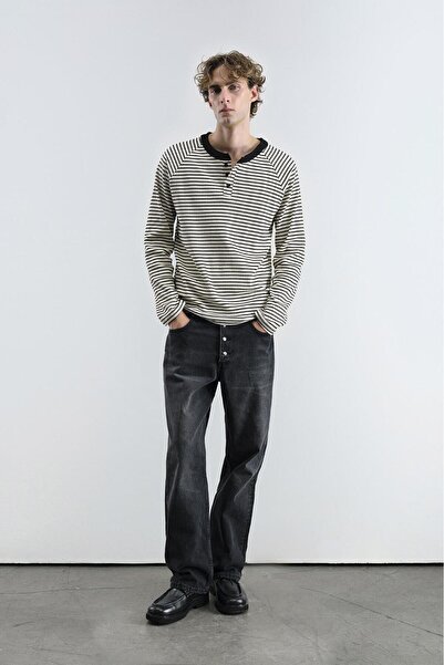 GIESTO ΜΑΥΡΟ ΜΠΛΟΥΖΑ ΜΕ ΡΙΓΕΣ ΚΑΙ ΚΟΛΑΡΟ ΚΟΝΤΡΑΣΤ