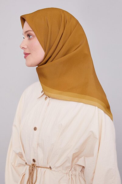 Levidor Φουλάρι με χρυσή λωρίδα Aura