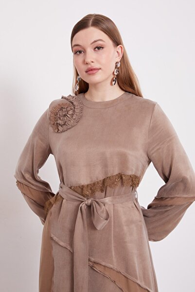 Levidor Yağ Yeşili Dantel Şeritli Cupra Elbise