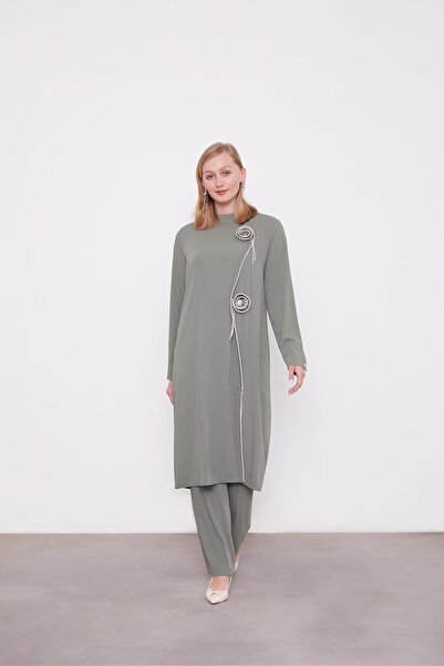 Levidor Σετ τουνίκ με λεπτομέρεια από πέτρα χακί τριαντάφυλλο