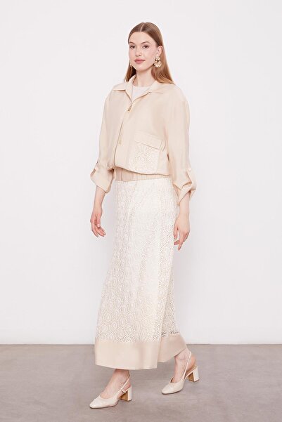 Levidor Beige Floral Lace Skirt Set