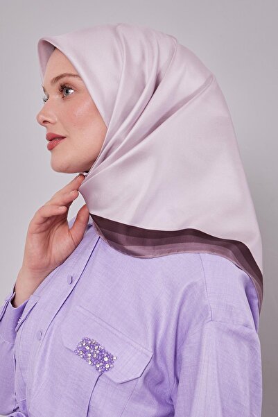 Levidor A.Lila Twill Silk Scarf with Border Edge