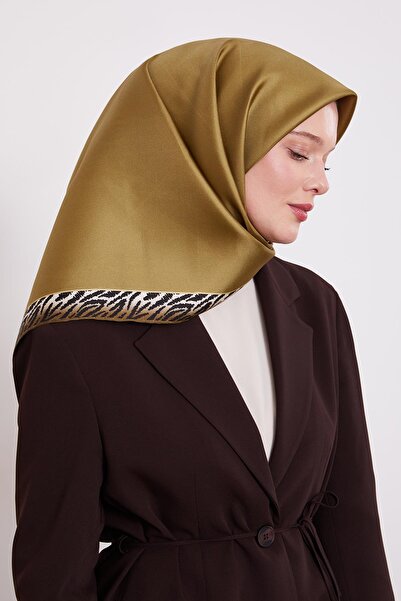 Levidor Oil Green Edge Leopard Pattern Twill Silk Scarf