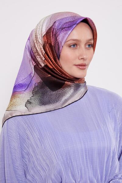 Levidor Μπεζ μεταξωτό μαντήλι με σχέδιο λουλουδιών