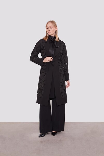 Levidor Black Belted Guipure Sleeve Collar Jacket Set