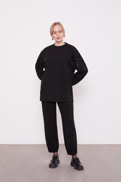 Levidor Αθλητικό κοστούμι με μαύρη παγιέτα