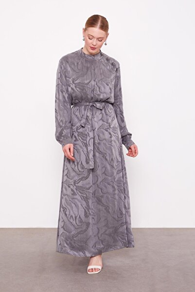 Levidor Antrasit Yakası Taş Detaylı Cupra Elbise