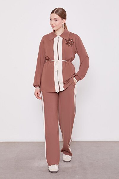 Levidor Brown Collar Pearl Guipure Detailed Double Suit