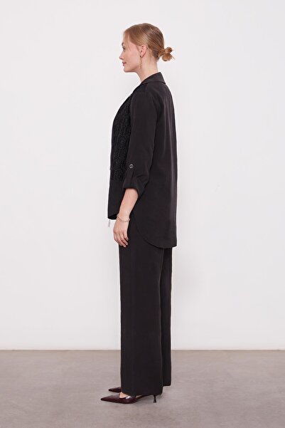 Levidor Siyah Dantel Detaylı Üçlü Ceket Takım