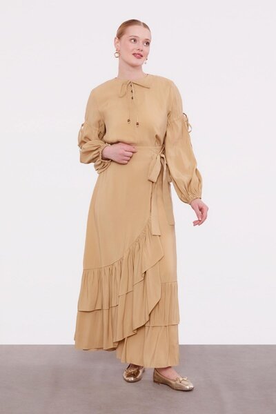 Levidor Camel Side Tie Skirt Set