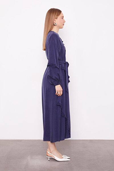 Levidor Φόρεμα Cupra με λεπτομέρεια λουλουδιών σε μπλε ναυτικό χρώμα