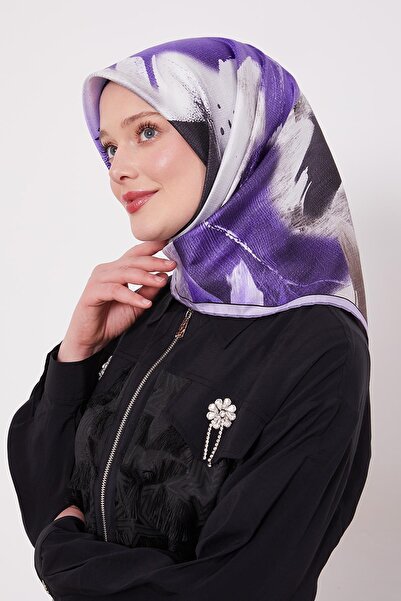 Levidor Purple Reflection Leaf Pattern Twill Silk Scarf