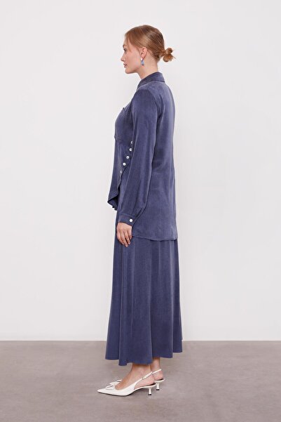 Levidor طقم تنورة كوبرا بتفاصيل أزرار متقاطعة باللون الأزرق الداكن