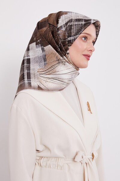 Levidor Gray Fine Line Pattern Twill Silk Scarf