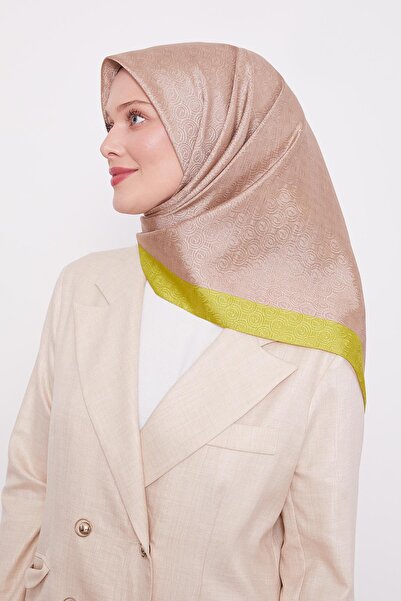 Levidor Pistachio Green Ring Pattern Monogram Scarf