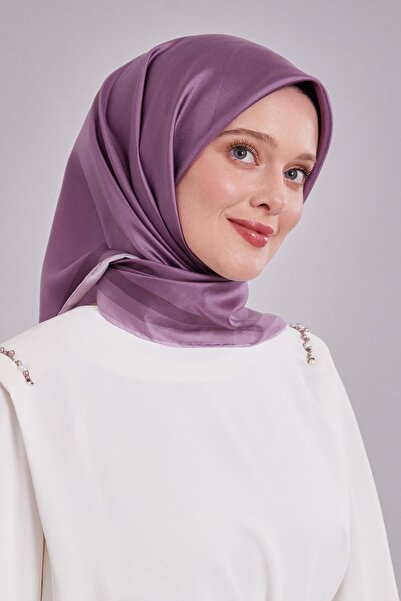 Levidor Lilac Twill Silk Scarf with Border Edge