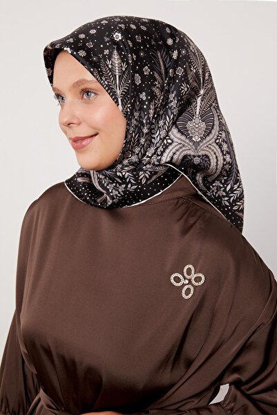 Levidor وشاح حريري بنمط أوراق الشجر باللونين الأسود والبيج