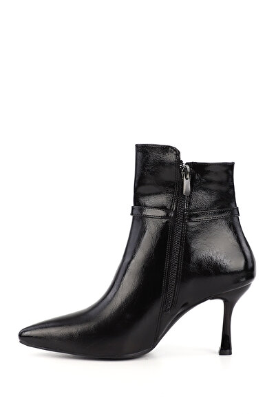 GÖNDERİ(R) Woman's black zippered thin heeled boots