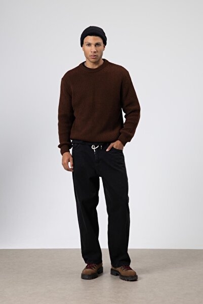 VAMOSCLO Πλεκτό πουλόβερ με λαιμόκοψη oversized καφέ