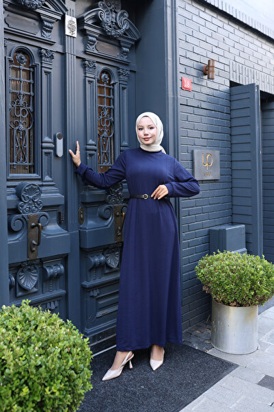 Butik Πλεκτό δερμάτινο φόρεμα με ζώνη