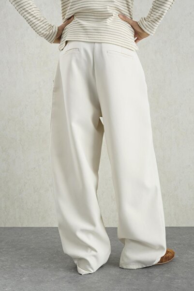 GIESTO Plied Classic Beige Pants